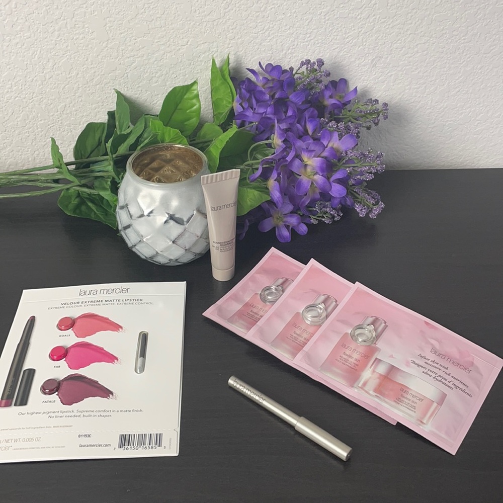 Laura Mercier 6 Piece Skincare/Makeup Sampler Set